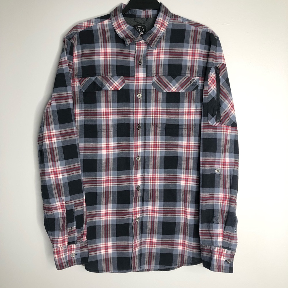 Wrangler ATG ( All Terrain Gear ) Red Checked Plaid Outdoors Vented Button Down